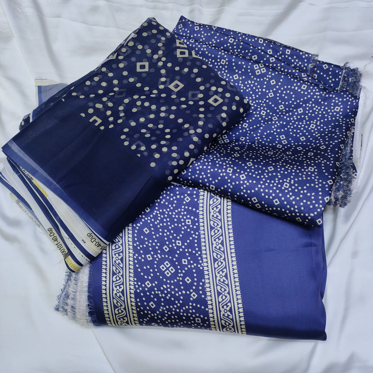 Chunri Print Digital Silk 14🌸 | Premium Collection 💫
