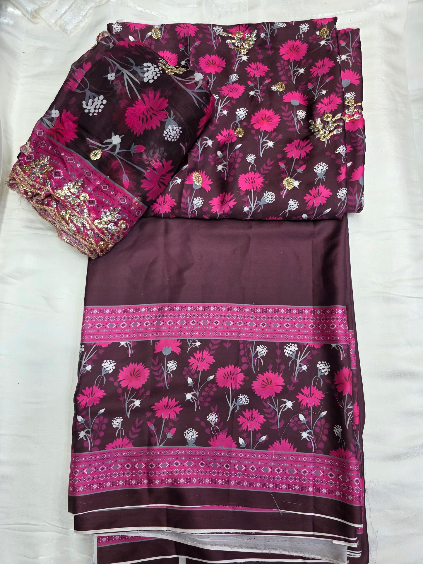 Embroidered Digital Printed Silk 🌸| Elegant Premium Collection