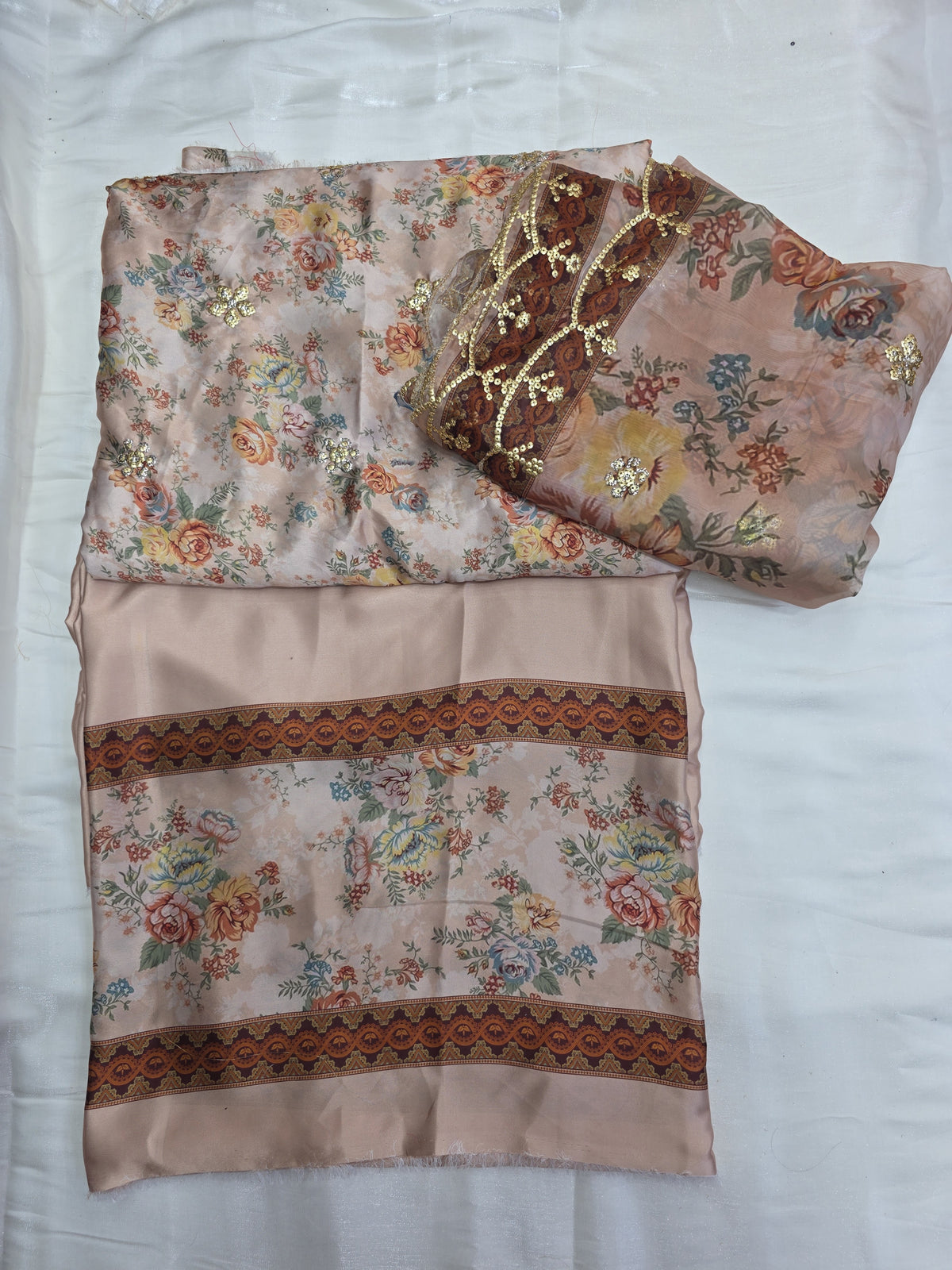 Embroidered Digital Printed Silk 🌸| Elegant Premium Collection