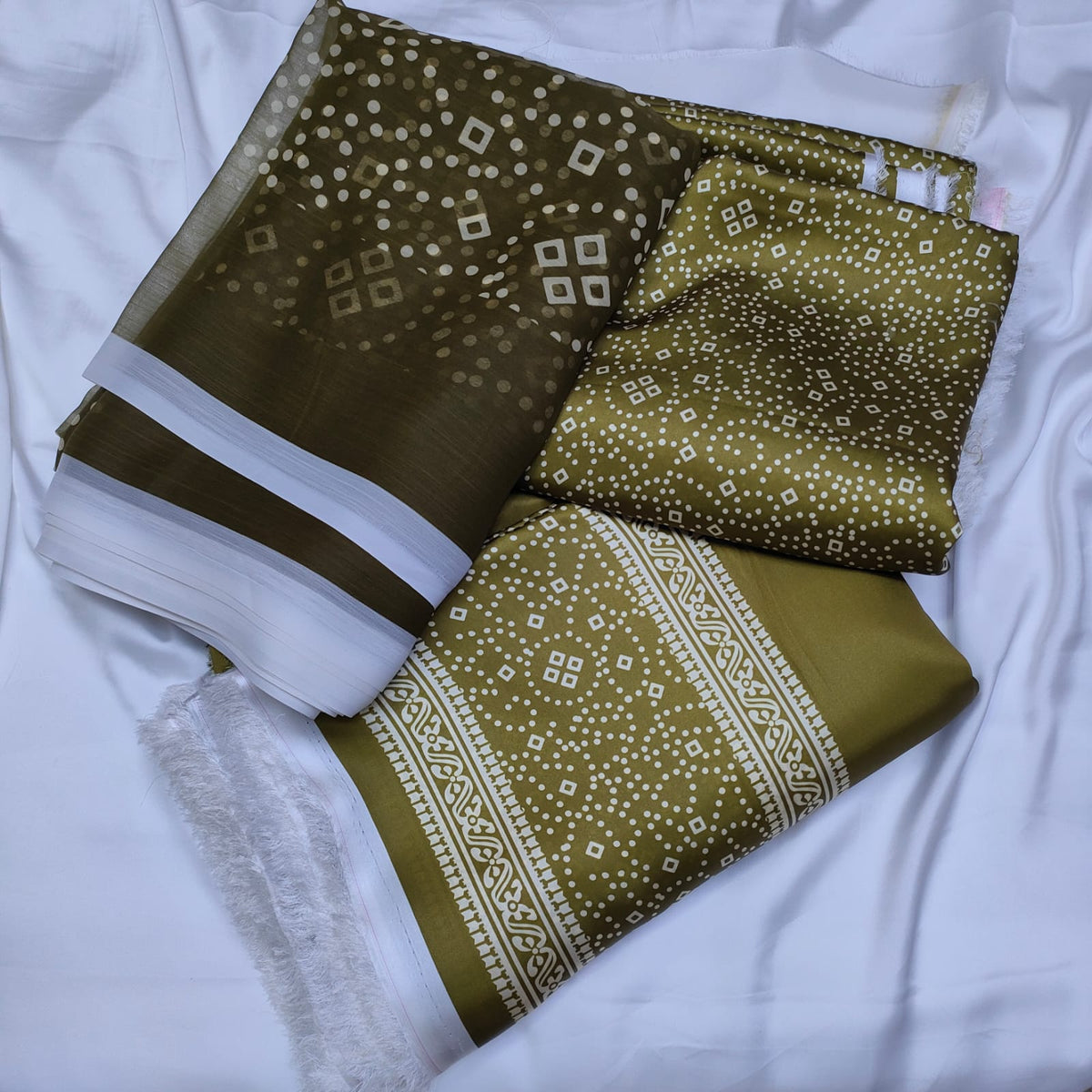 Chunri Print Digital Silk 12🌸 | Premium Collection 💫