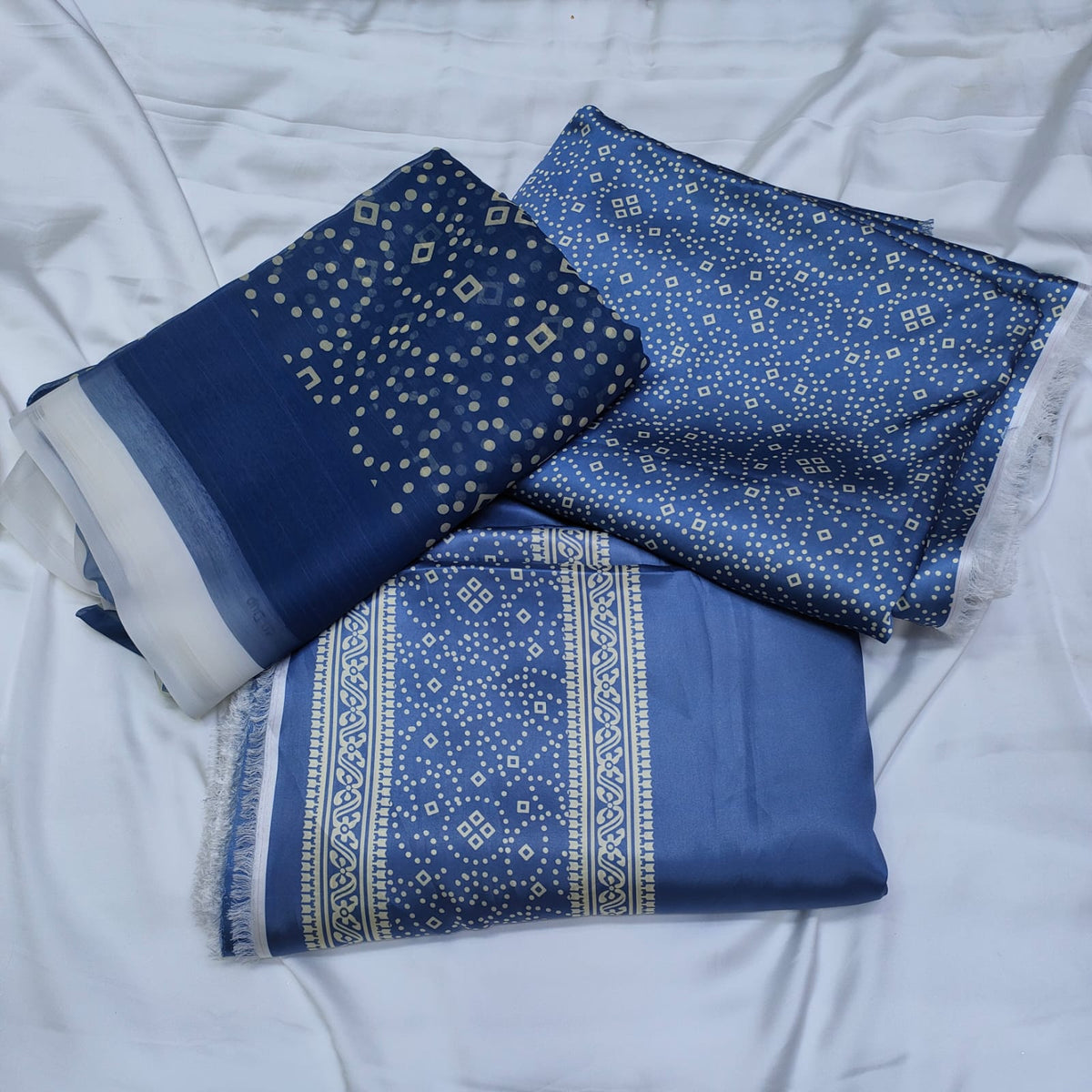 Chunri Print Digital Silk 13🌸 | Premium Collection 💫