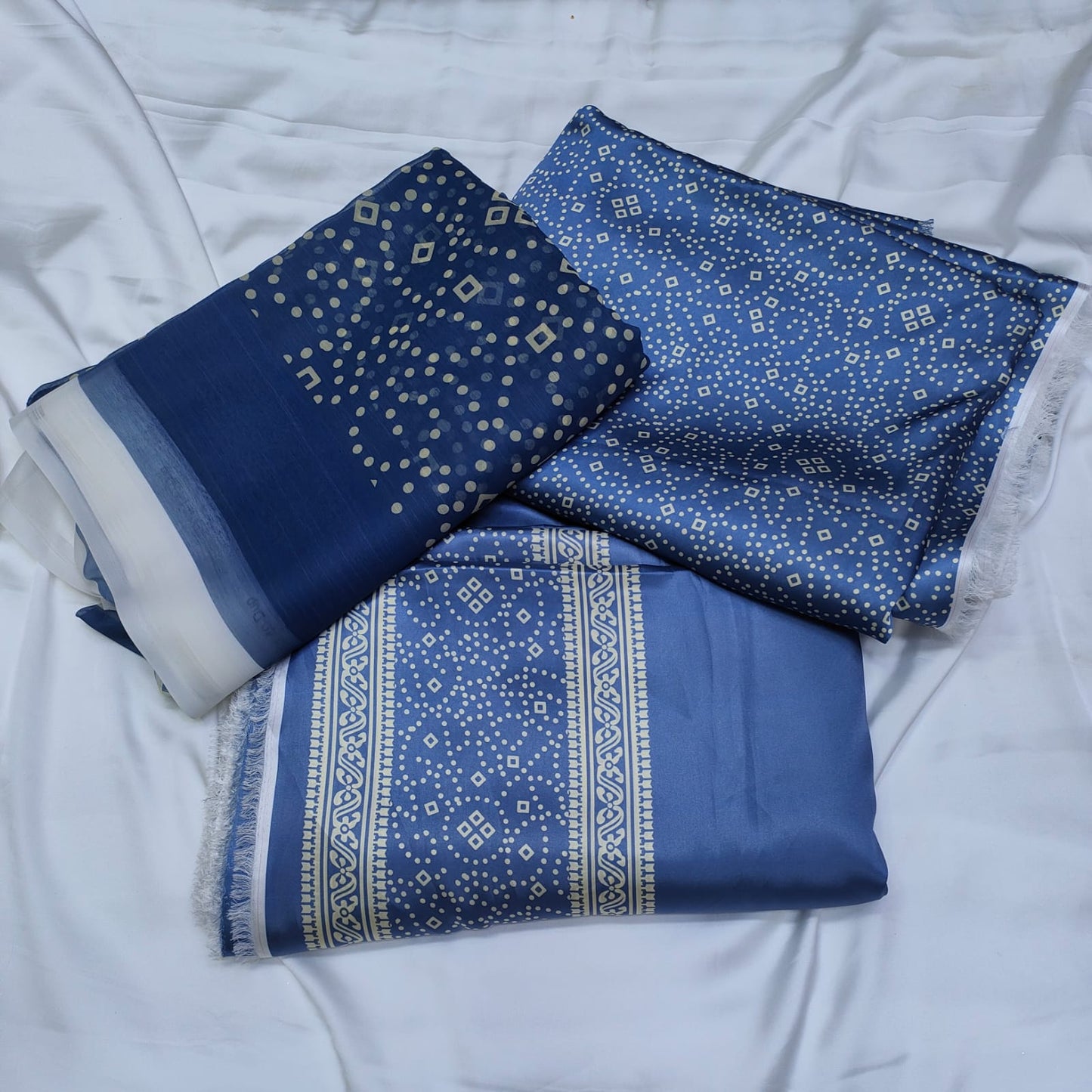 Chunri Print Digital Silk 13🌸 | Premium Collection 💫