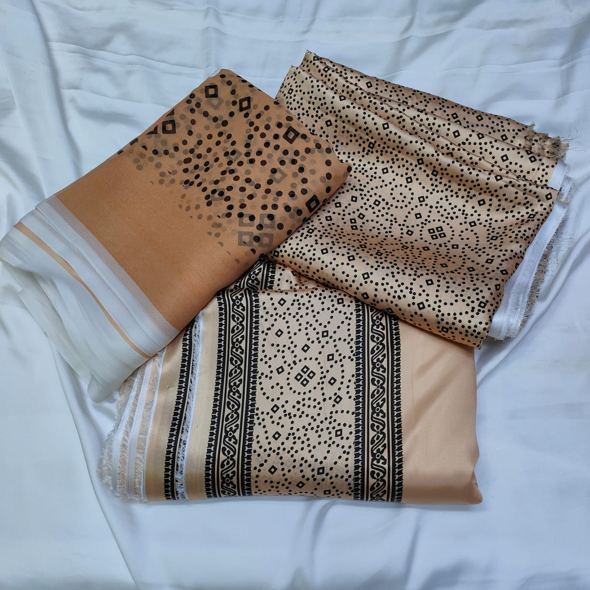 Chunri Print Digital Silk 18🌸 | Premium Collection 💫