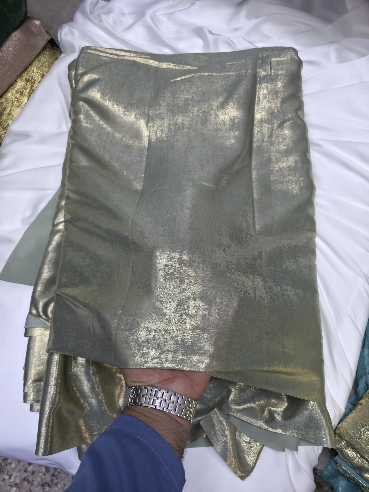 Arabic Shemar Velvet silk | French Shemar Velvet silk ( pistachio gold shine )